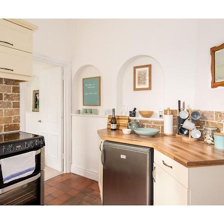 15 Vineyards Street Apartment Bath Exterior photo